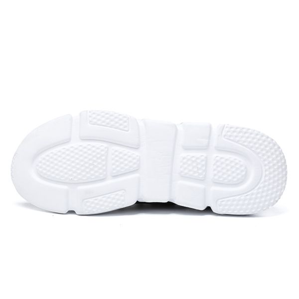 

2020 summer selling mesh athletic shoes breathable flying woven shoes wear-resistant anti-wrinkle sole athletic t015 m