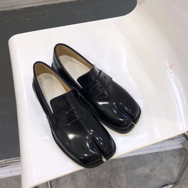 

black leather shoes woman chaussures femme retro chunky heel ladies shoes slip-on zapatos de mujer unique design women pumps