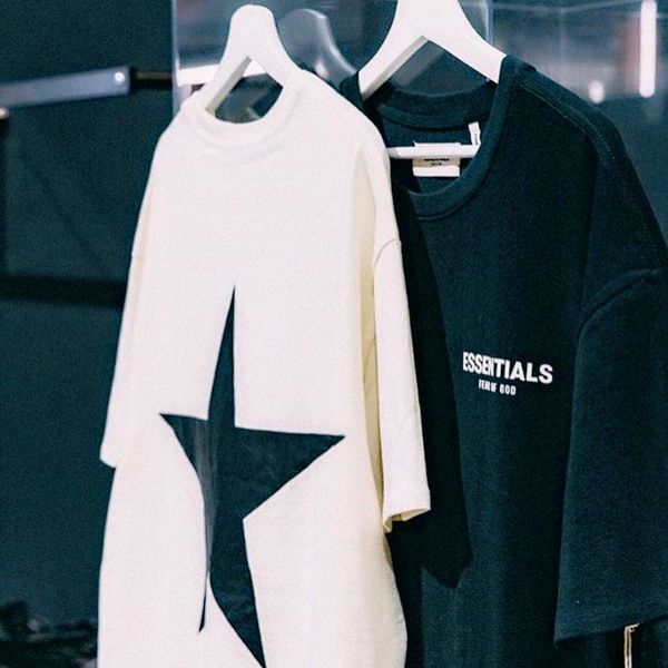

18ss fear of god fog essentials logo star t shirt men women couple est summer street logo print short sleeves casual sale, White;black