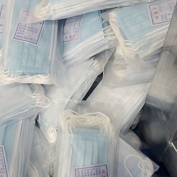 

n95 disposable face masks disposable 3 layers dustproof mask facial protective cover masks set anti-dust mask motorcycle armor