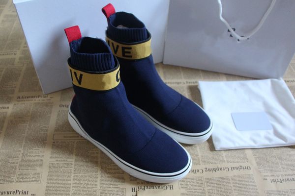 

Calçados de Ginástica e Outdoor ultraboostnew