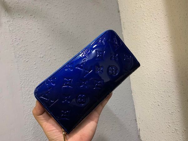 

2019 original leather cla ic de igner wallet fa hion leather long pur e money bag zipper pouch coin pocket note m60017 19x10cm, Red;black