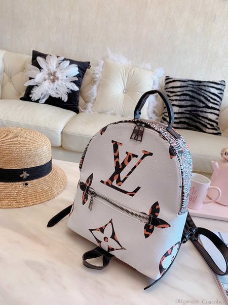 

2019 new genuine leather school bags for teenage girls fashion style travel backpack 0817w1