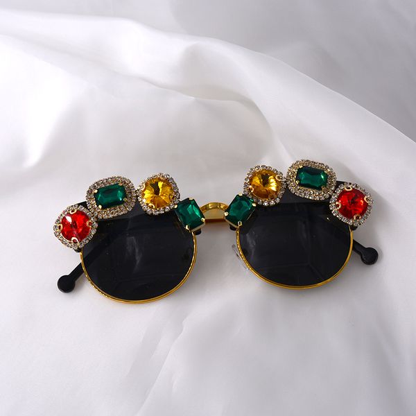 

luxury- oval handmade crystal flower sunglasses women frame tide sunglass vintage baroque retro sun glasses beach sunglasses, White;black