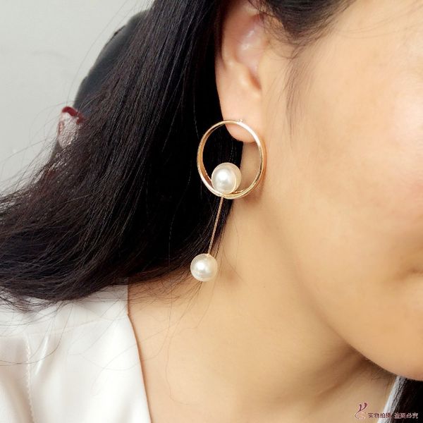 

exquisite long and versatile personalized temperament pearl earring atmospheric accessories, Golden