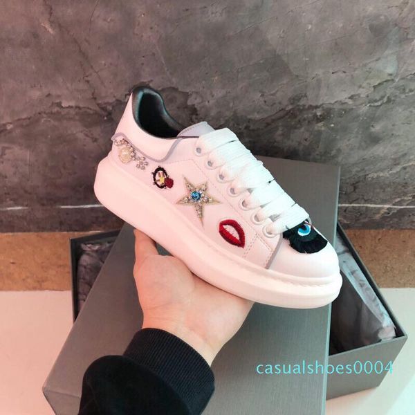 

2020 designer shoes women fashion spike sneakers black red white blue leather suede graffiti flat bottoms luxury casual shoe ci04
