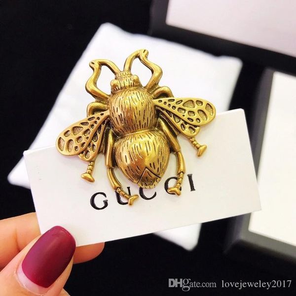 

fashion style women brooches gold bee pins luxury style pearl and fancy coloured diamonds material megold retro technology glamour, Gray