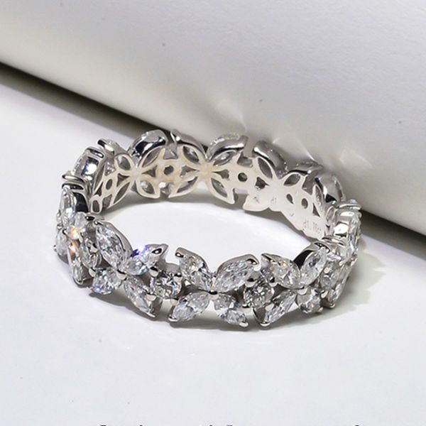 Оптовое новое прибытие роскошные ювелирные изделия 925 Серебряный серебряный маркиза белый топаз CZ Diamond Petal Женщины свадебные цветочные кольцо для любовников подарок