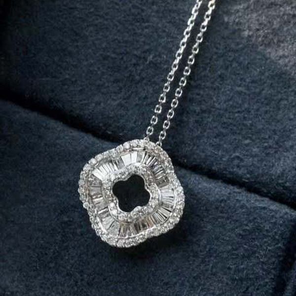 

18k gold real diamond women pendant necklaces clover princess wedding party engagement anniversary necklaces birthday gift, Silver
