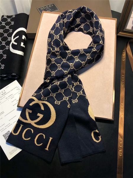 

Popular fa hion cla ic alphabet knitted wool hawl for men and women autumn and winter comfort men 2019 promotion carf whole ale, Black;white