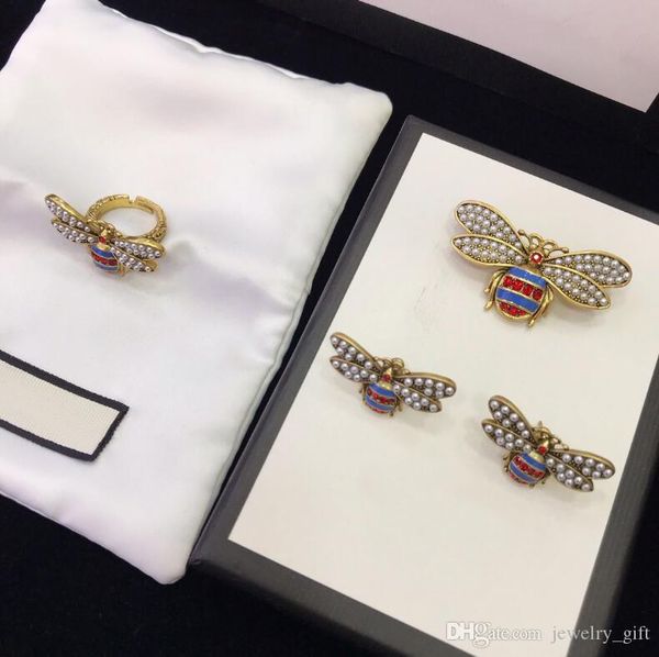 

new arrival vintage pearl bee stud earrings female net red same open ring temperament female diamond brooch, Gray