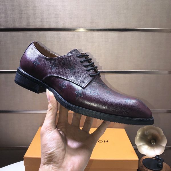 

high-end luxury sneakers crocodile fashion casual men's shoes leather black slip-on men's wild outdoor slippers driving party, Red;white