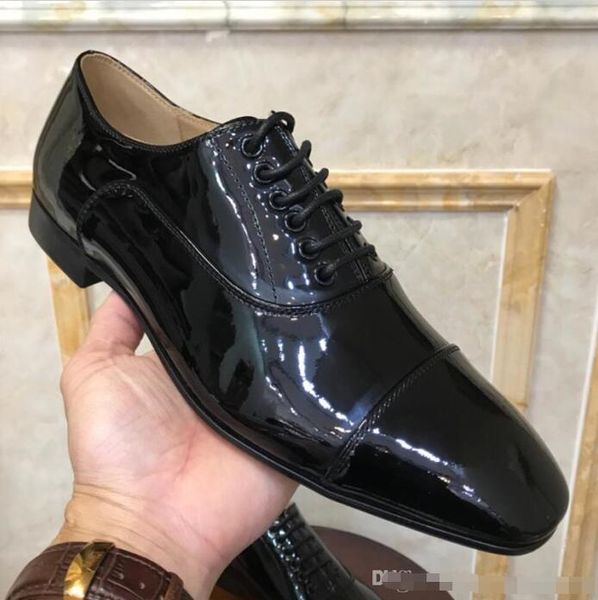 

2019 luxury men de igner dre hoe red bottom ca ual hoe matt patent leather round toe lip on pike flat bu ine neaker 38 47