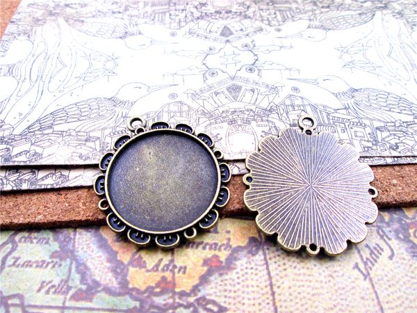 

18pcs-- antique bronze cabochon base settings charm pendants,beautiful flower settings ,1side inner 25mm charms pendants, Bronze;silver