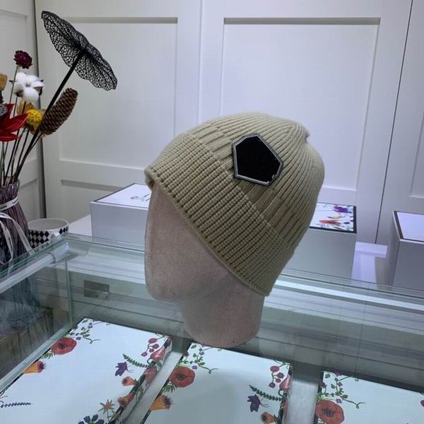 

2019 new luxury fashion knitting cotton hats good quality women men winter warm light green long hats with box, Blue;gray