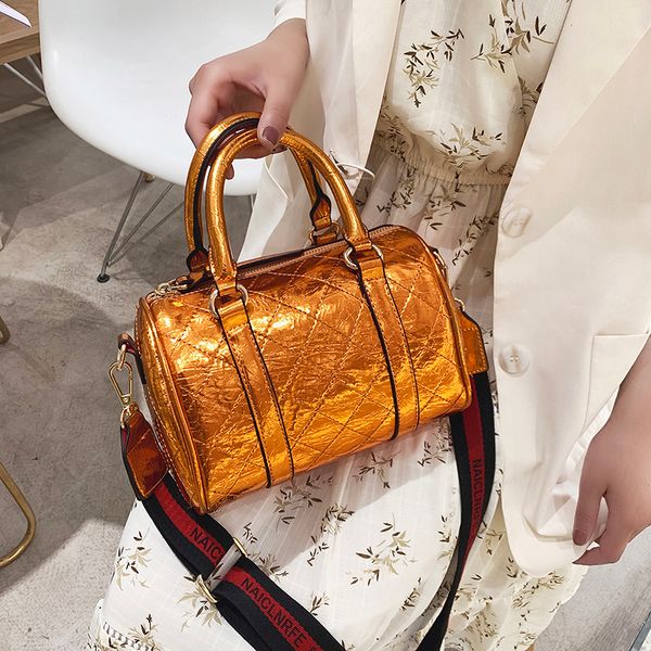 

боон ђѬожай женин ђмки на Ѭемне женина пѬиинна оализаоѬ дл ежедневн