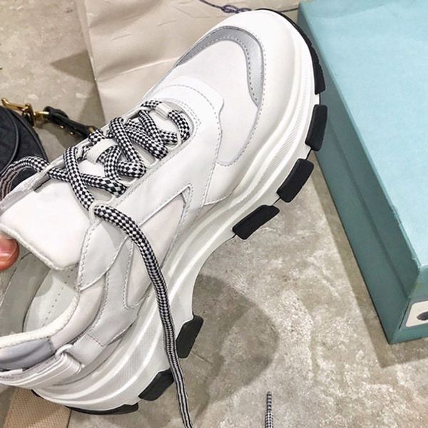 

paris fashion weeks stars with pairs of paris nightlight matching color mens womens platform shoes old dad shoes patchwork mesh sneakers c02, Black