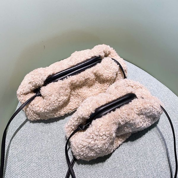 

2020 lambswool clutch bag designers luxury handbags purses crossbody bag new style winter purse for women clouds shoulder bag high quality