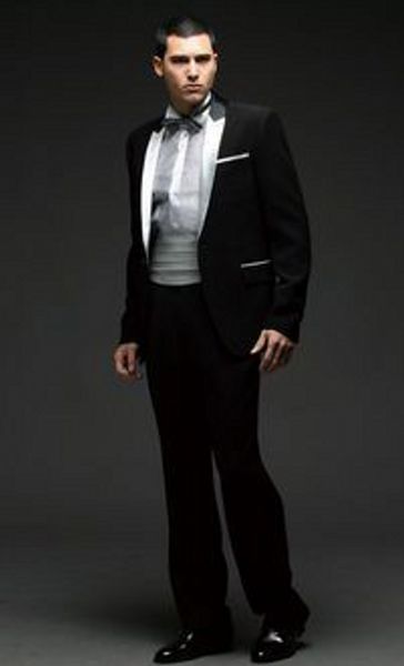 

brand new black mens wedding tuxedos peak lapel two button groomsmen tuxedos popular man blazers jacket excellent suit(jacket+pants+tie)1531, Black;gray