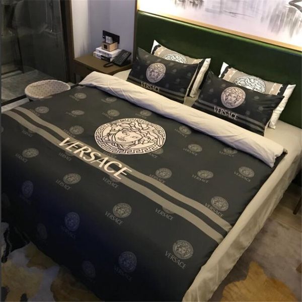 Ins Fashion Portrait Bedding Sets Trendy Letter Printed Men Women
