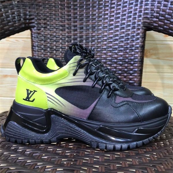 

2019 новейшие скоростные кроссовки Run Away Sneaker Mens Fashion Luxury Designer Женская обувь Популярные спортивные увеличения высоты резиновые туфли LL15