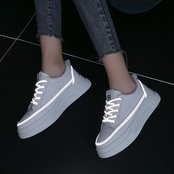 

2020 женщины повседневная sneaker pure white светоотражающие все-матч мода женщин открытый обувь ткань обувь размер 36-39
