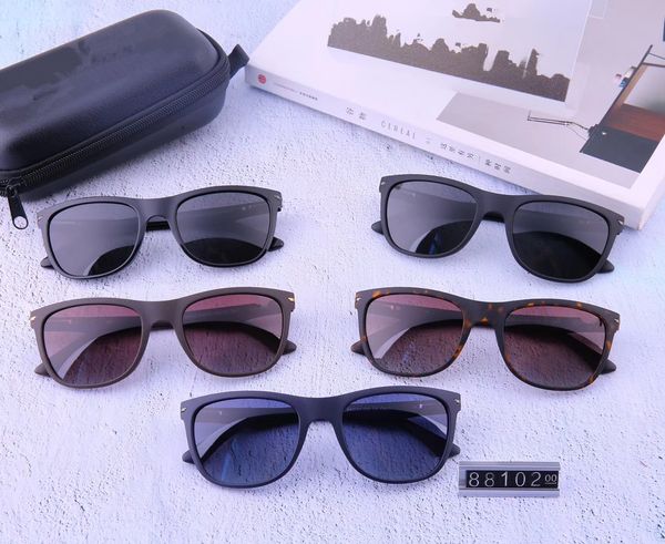 

luxury desig sunglasses for man fashion round summer style black gold frame eyewear uv protection lens come with case 88102, White;black
