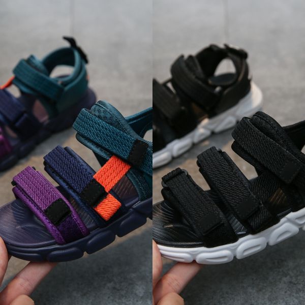 

girls' and 2020 children's sports male medium and large children's soft bottom sandals baby sandals, Black;red