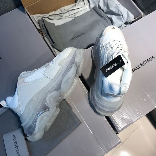 

2020 latest four seasons fashion luxury casual sports running shoes basketball men's shoes breathable mesh spot shoes fast delivery4, Black