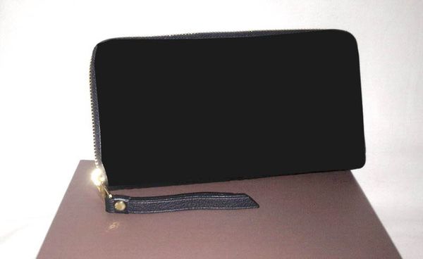 

mo.empr. zippy wallet m60571 or cotton wallet , not sold separately customer order, Red;black