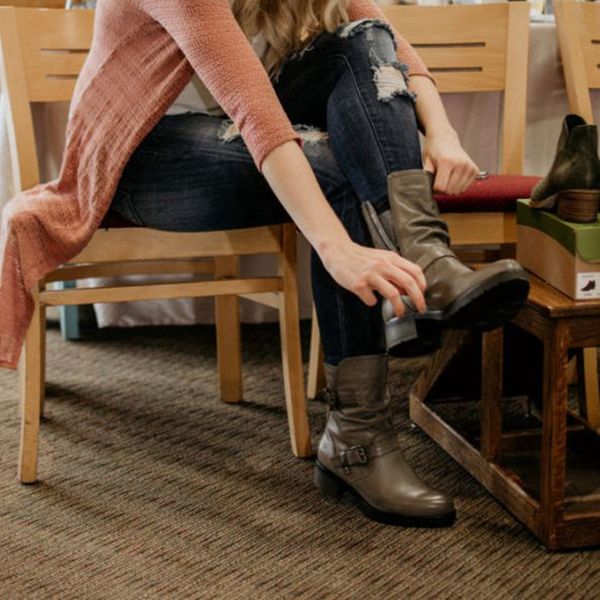 

2020 women boots fashion casual ladies shoes boots suede leather buckle high heeled snow shoes for femme ladies, Black