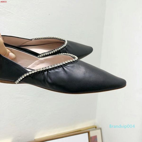 

v-shaped ladies' shoes with pointed diamond trim black luxury design evening dress shoes shopping driving shoes