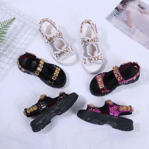 

2019 luxury designer shoes slides summer beach indoor flat g sandals slippers house flip flops with spike sandal size35-40 with box q24, Black