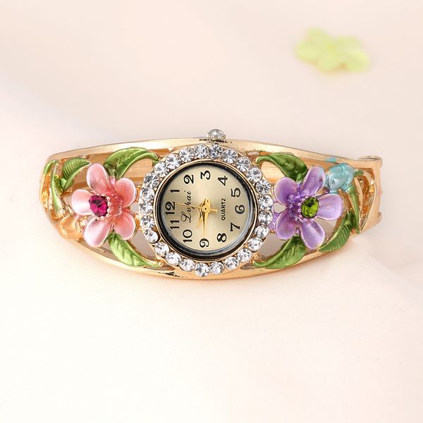 

ladies alloy quartz bracelet watch simple flower ladies fashion women's watches, Slivery;brown