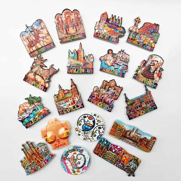 

souvenirs in spain fridge magnets madrid mallorca valencia seville corvador flamingo girona famous building