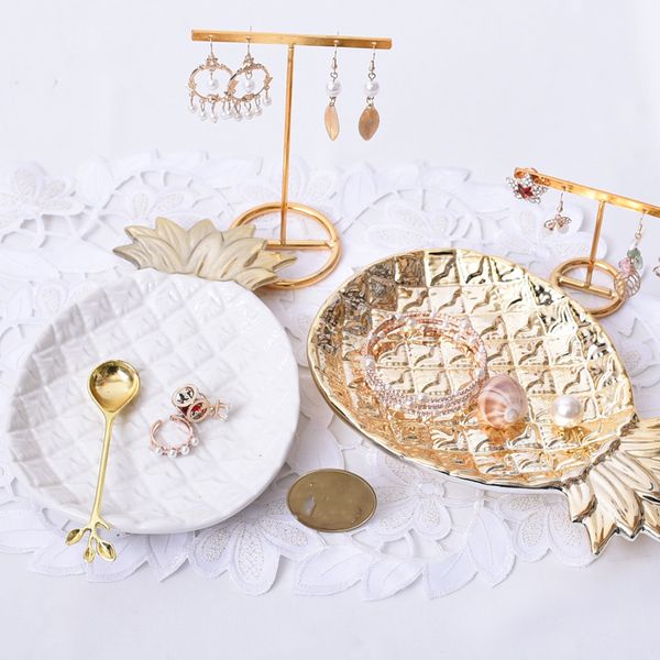 

[ddisplay]porcelain gold pineapple jewelry plate personalized bracelet organizer tray little girls necklace glamour earrings display holder, Golden;white