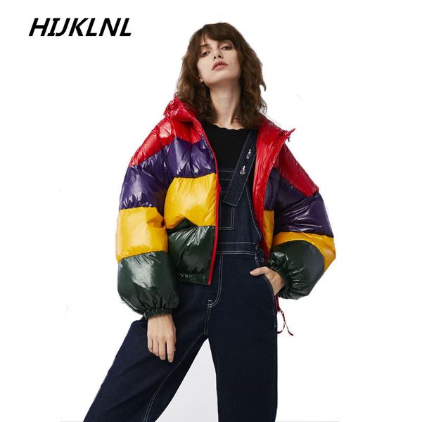 

2018 new women's winter down jacket outer color hooded short paragraph 1005 white duck down sports wind thick warm coat tq531, Black