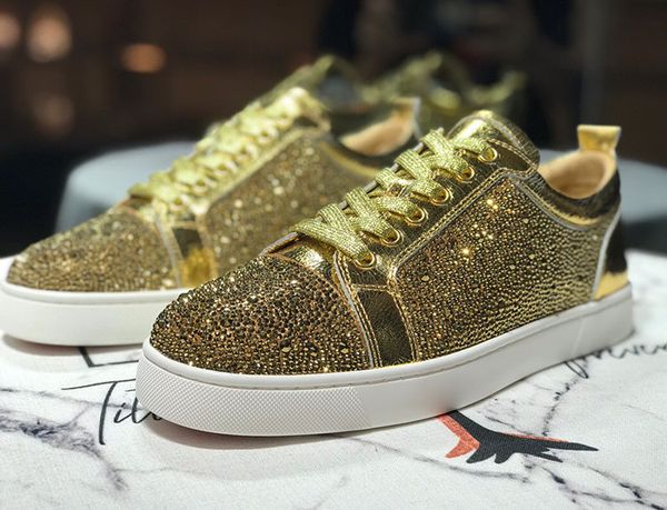 

2020 gold fold leather red bottom spiked lowtop sneaker мужские золотые rhinestone кроссовки круглый toe с тональными шипами мужчины женщины, Black