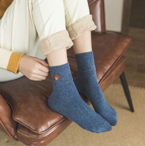 

sports socks autumn and winter women's solid color beautiful embroidery sports cartoon bear cotton socks, Black