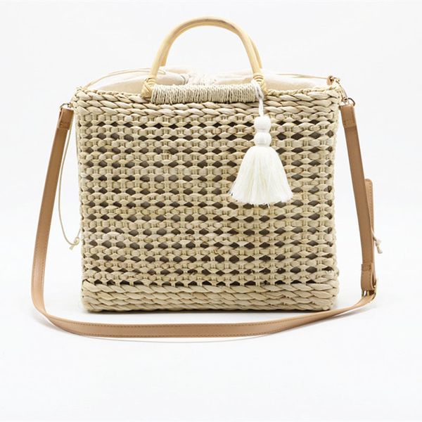 

fashion new shoulder bag popular tassel manual woven straw bag 2019 year quality craft paper holiday weaving handbag beach bag