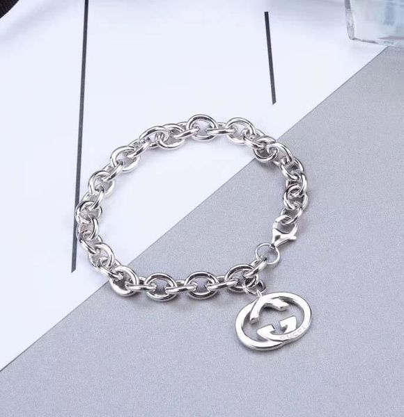 

Liga, Rede moerbrandjewelry