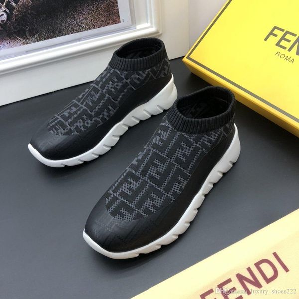 

2020 latest fashion, famous brand casual shoes, famous brand design pink canvas low-shoes, fashionable, comfortable and beautiful,4123