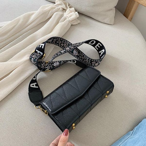 

2020 fashion letter woman shoulder bag women pu leather rivert flap crossbody black versatile purses and handbags bolsa feminina