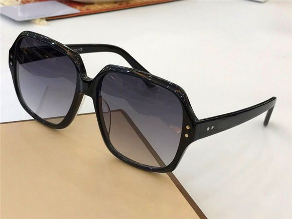 

новая популярные женщины бренд дизайнер очки 40074 квадратной рамка очки моды простого дизайна лето стиля с коробкой, White;black