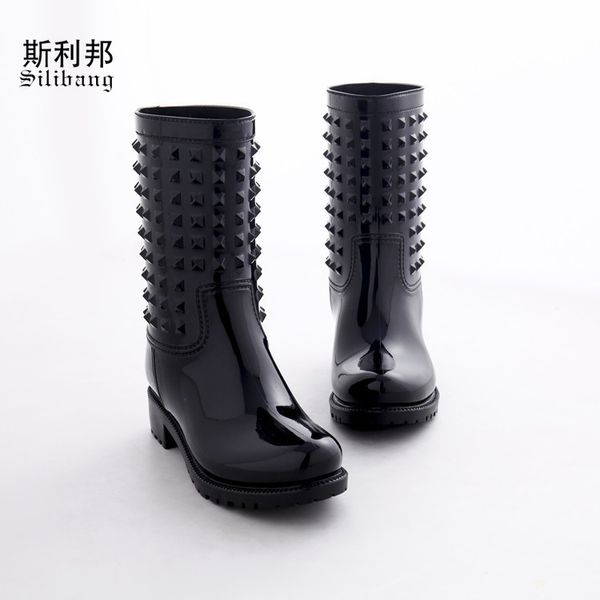womens black non slip boots