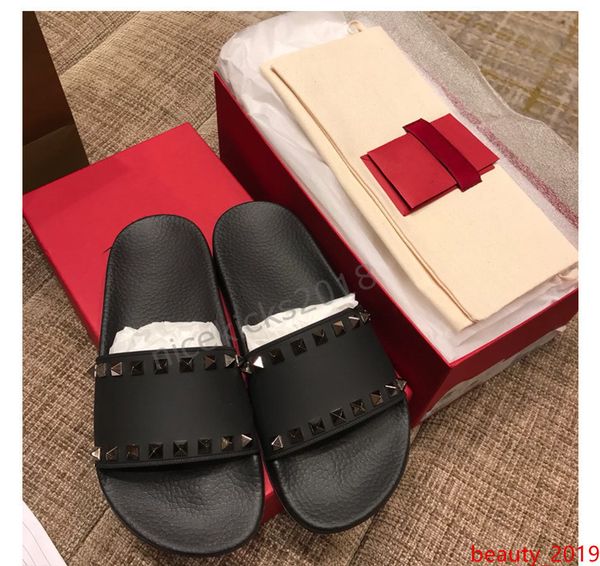 

fashion luxury designer women slippers sandals ladies beach slipper tide male rivet stud slippers non-slip leather mens casual spikes shoes