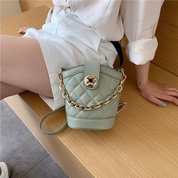 

Fashion Women Famous Casual Designer Messenger Women Cross Body Chain Bag Handbag Satchel Purse Cosmetic Bags