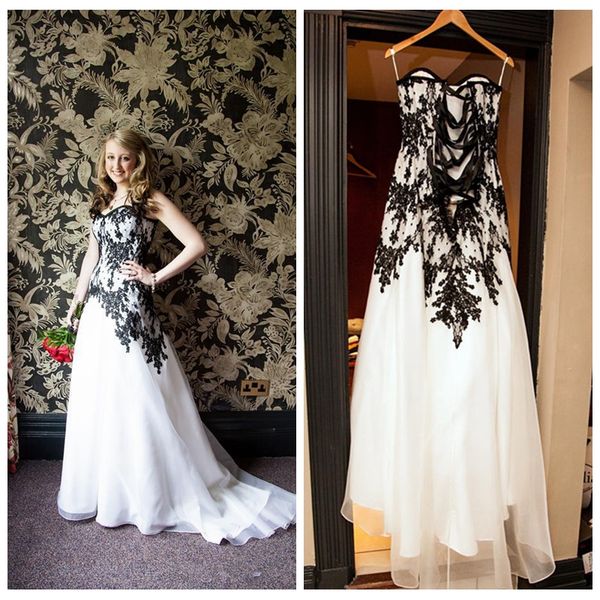 

spaghetti a-line wedding dresses lace appliques simple garden bridal gowns lace up back long vestidos de mariee cheal 2019 lace up back, White