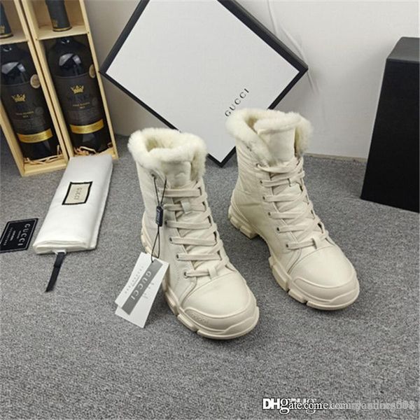 

2019 brand fashion luxury designer women shoes superstar boots casual shoes sneakers women sports shoes designer slides with box, Black