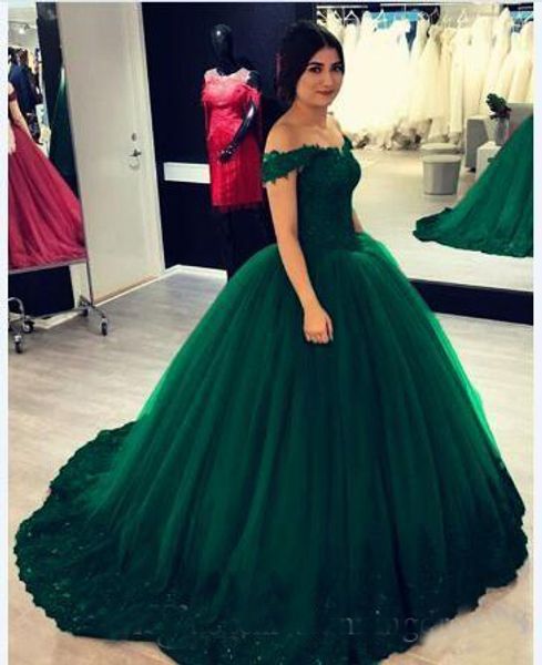 Verde esmeralda ombro de fora rendas quinceanera vestidos vestido de baile apliques espartilho costas doce 16 vestido para meninas vestidos de festa barato